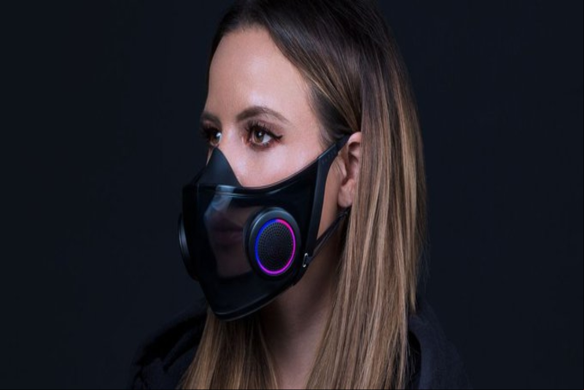 Razer mascarilla facial futurista